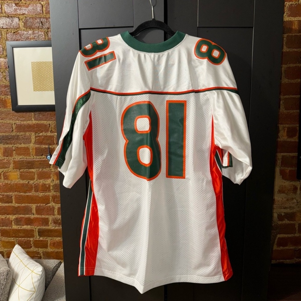 Nike White and Green Team Jersey - Picture 2 of 9